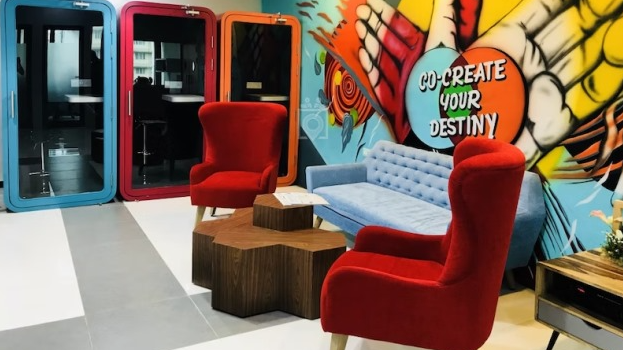 8 Seater Private Cabin