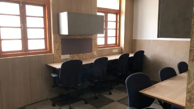 8 Seater Private Cabin in Ajmeri Gate - 22Workspace Coworking | GoOffice 7129