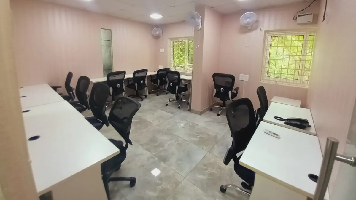 8 Seater Private Cabin in Guindy - BigSpace | GoOffice 1132