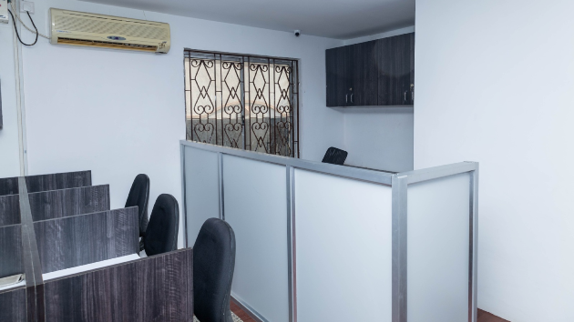 GoOffice 1633 Dedicated Desks