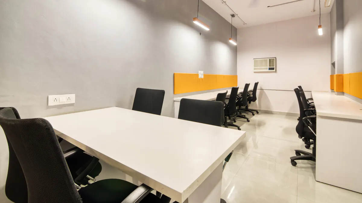 Dedicated Desks  in Satellite - Nuaxa Coworking | GoOffice 4091