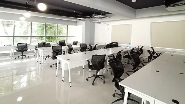 Dedicated Desks in Koramangala - Hustlehub H204 | GoOffice 20948