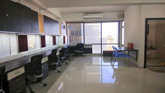 Dedicated Desks in Motera - Start Desk Coworking | GoOffice 4160