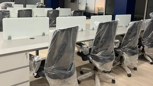 Dedicated Desks in Sector 15A - Thryve Coworking | GoOffice 28008