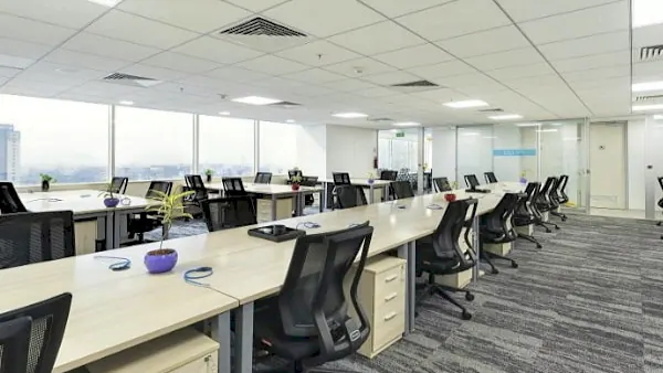 Dedicated Desks  in Sector 25 - Altrade Coworking | GoOffice 8226