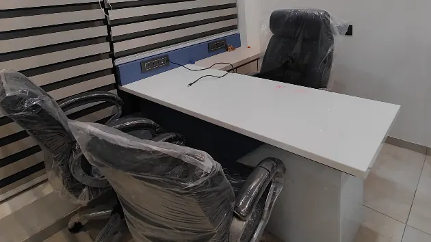 3 Seater Private Cabin in Madhapar - MeetNWork CoWorking Space | GoOffice 21001