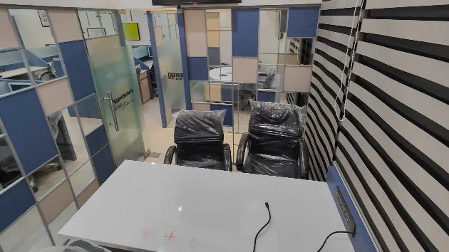 3 Seater Private Cabin