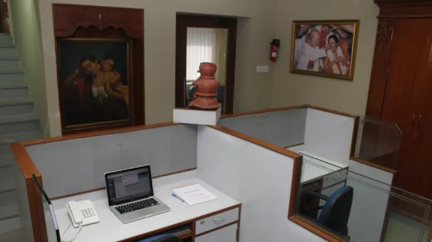 Dedicated Desks in Nungambakkam - Hanu Reddy Business Centre India Pvt Ltd | GoOffice 1526
