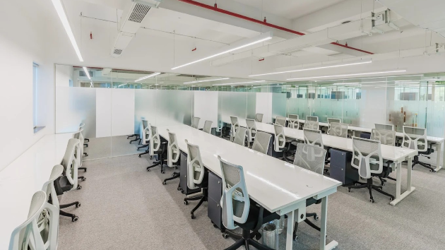 Dedicated Desks in Sector 142 - AltF Coworking Sector 142 | GoOffice 9004