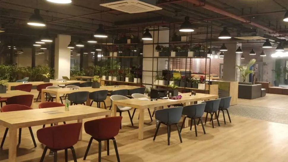 Open Desks in Sector 67 - Plus Offices | GoOffice 8150
