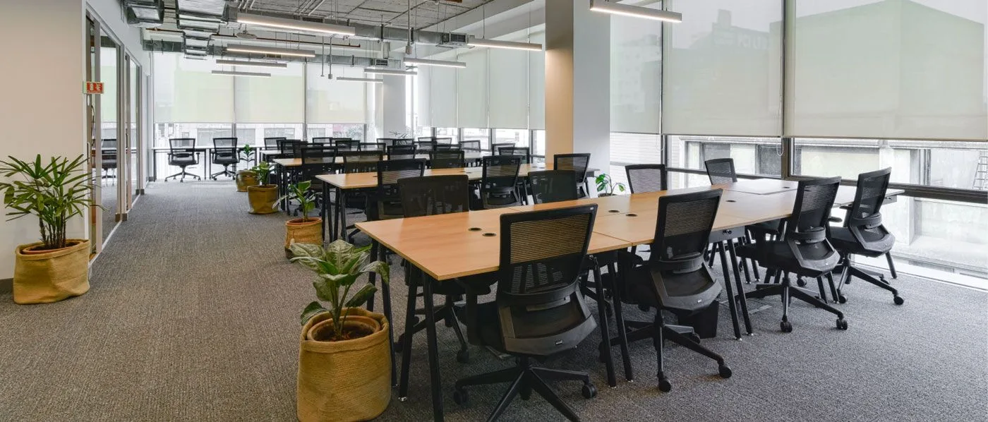 4 Seater Meeting Room