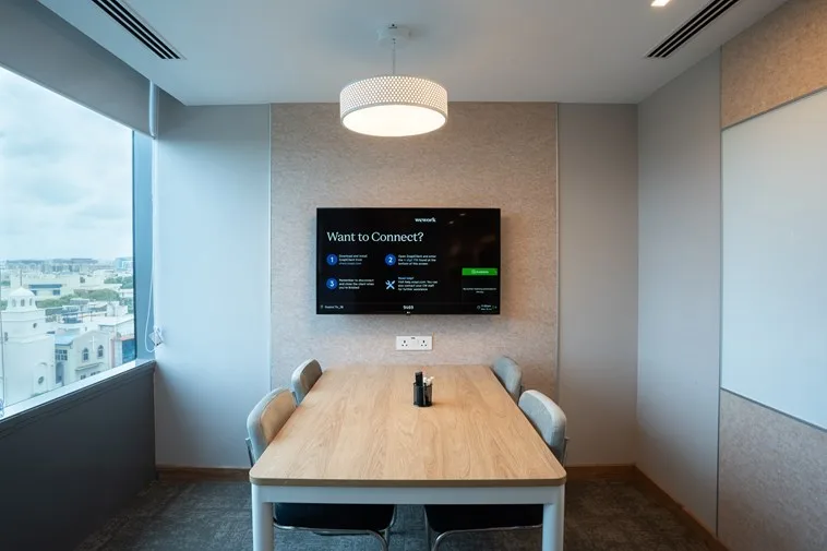 4 Seater Meeting Room