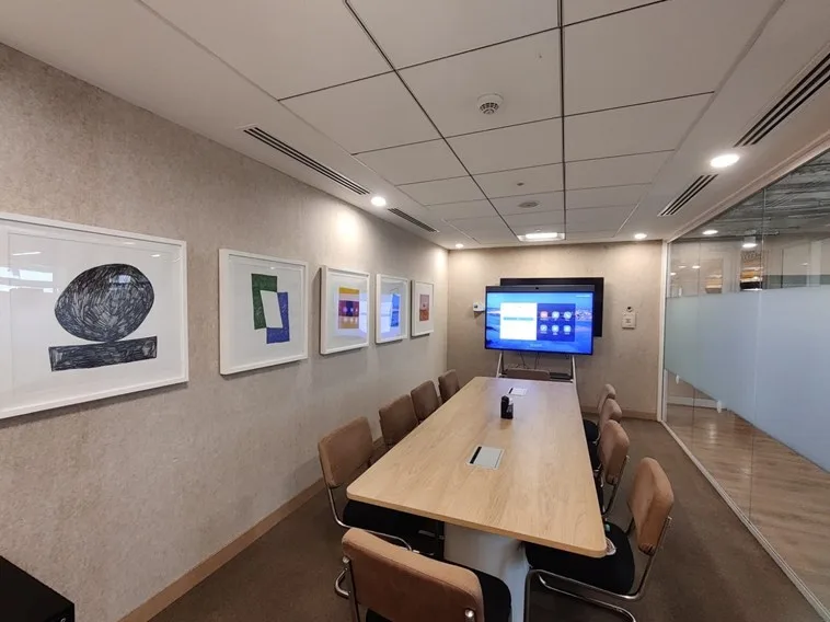 10 Seater Meeting Room