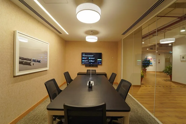6 Seater Meeting Room
