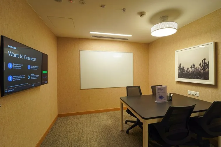 4 Seater Meeting Room