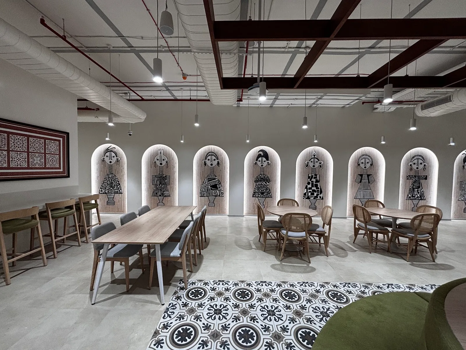 5 Seater Meeting Room