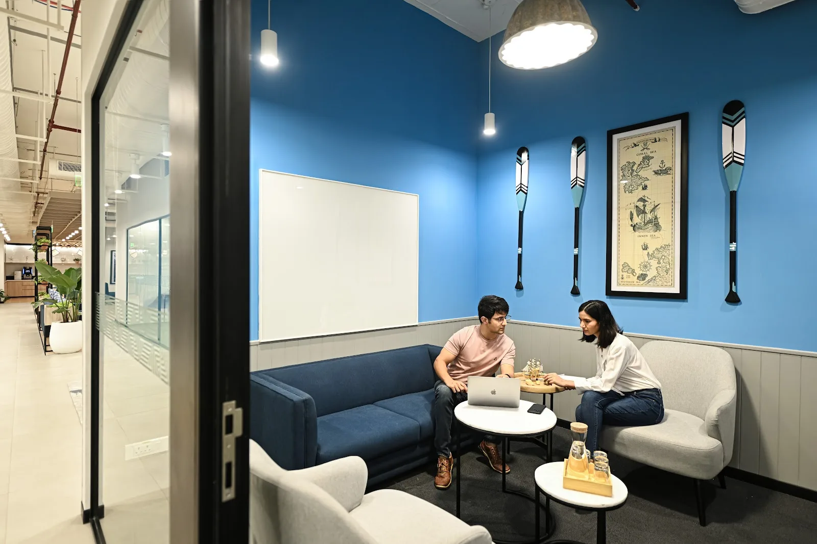 4 Seater Meeting Room