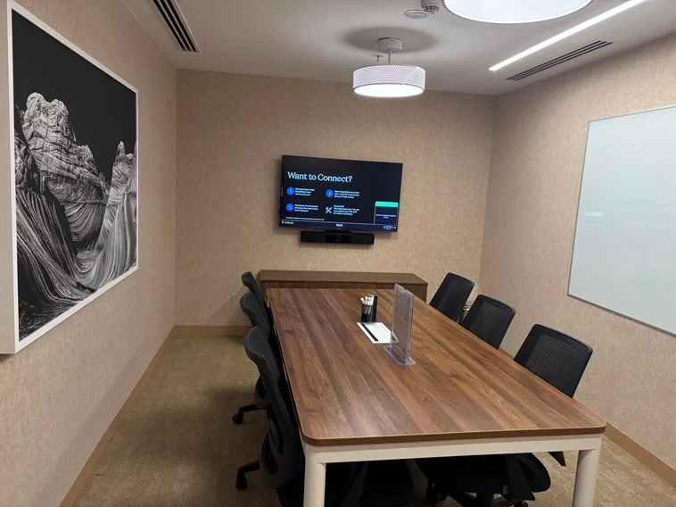 6 Seater Meeting Room