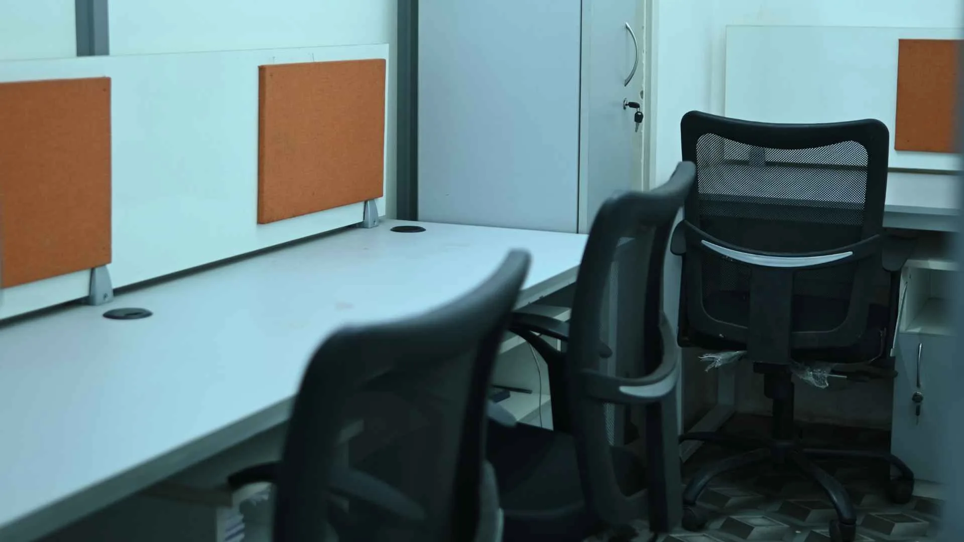 4 Seater Private Cabin